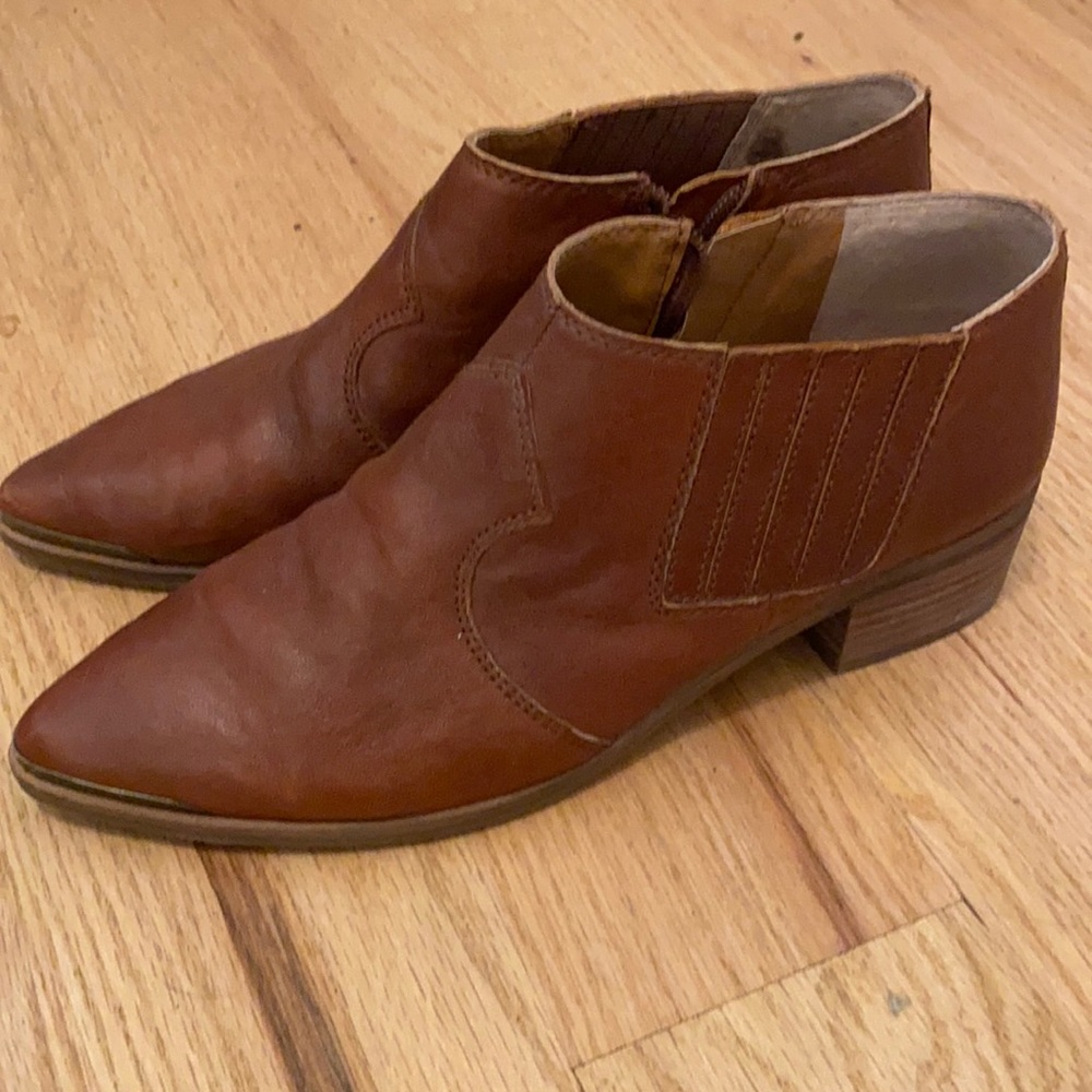 Lucky Ankle Boots